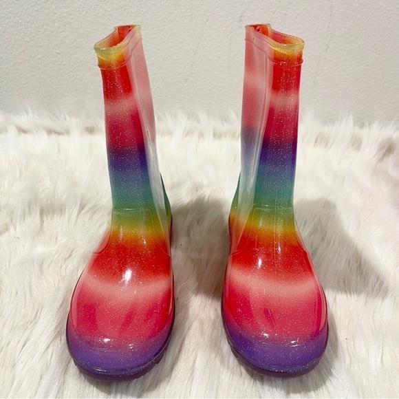 Olive & Edie Girls Rainbow Rain Boots Size 5 US NEW! - Picture 4 of 8